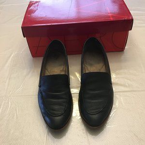 AEROSOLES EAST SIDE LEATHER BLACK